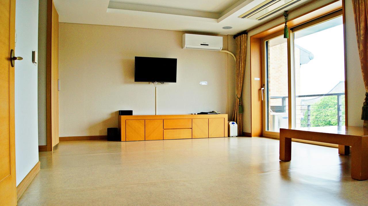 Hantan River Spa Hotel Cheorwon Exterior foto